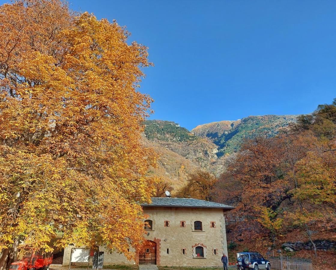 Hostel Forte di Machaby Arnad Exterior foto